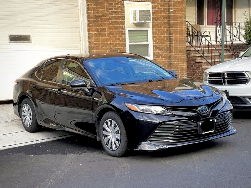 TLC Car Market - 2019 Toyota Camry Hybrid Fot Rent✅🚕